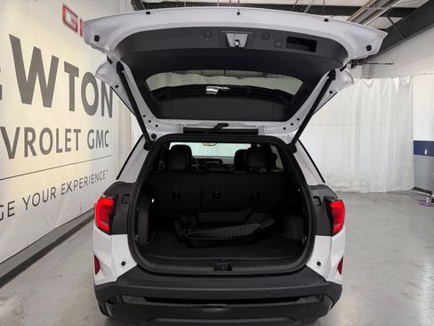 New 2026 GMC Terrain Elevation w/ Elevation Premium Package FWD image 33