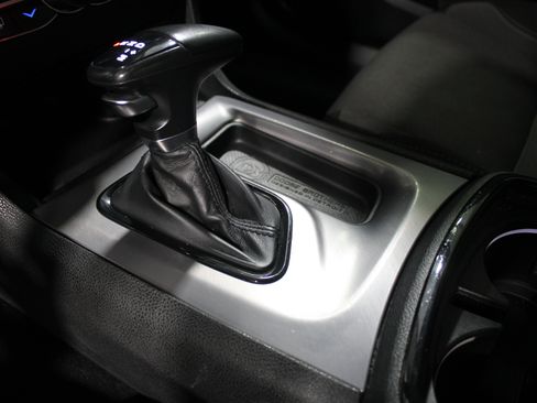 Used 2022 Dodge Charger SXT w/ Blacktop Package image 17