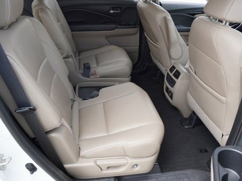 Used 2020 Honda Pilot Elite image 31