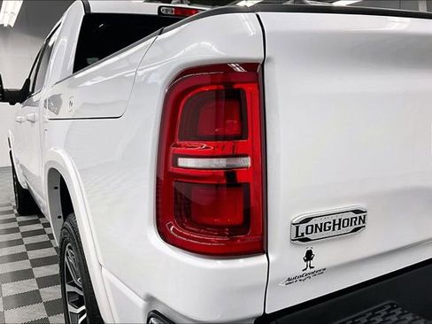 Used 2025 RAM 1500 Limited w/ Trailer Tow Group AWD/4WD image 38