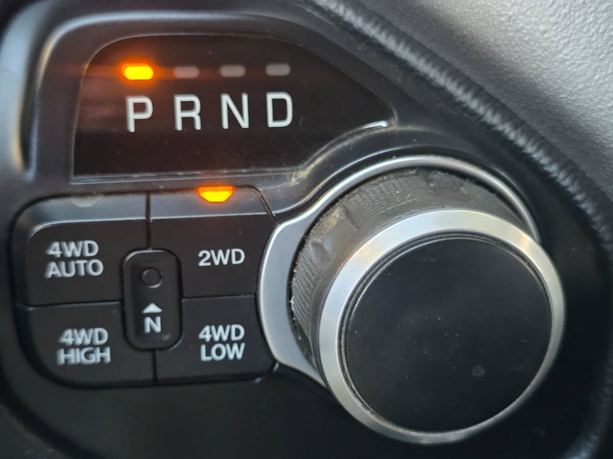 Used 2020 RAM 1500 Big Horn AWD/4WD image 5