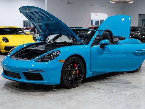 Used 2018 Porsche 718 Boxster S image 37
