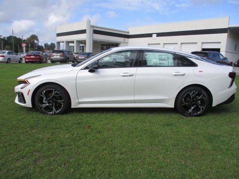 New 2025 Kia K5 GT-Line image 6