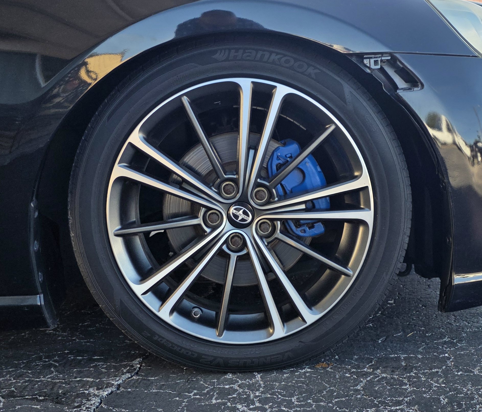 Used 2013 Scion FR-S RWD image 32