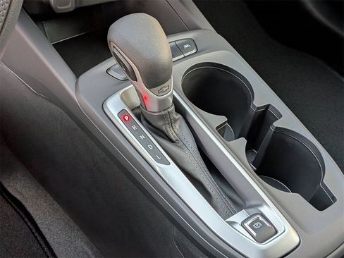 New 2026 Chevrolet Trax LS w/ LS Convenience Package FWD image 15