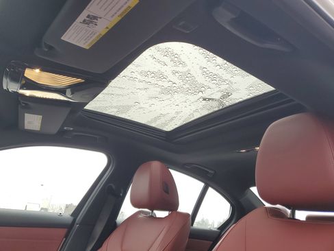 Used 2022 BMW M340i xDrive image 8