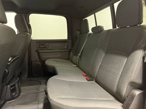 Used 2024 RAM 2500 Tradesman w/ Chrome Appearance Group image 20