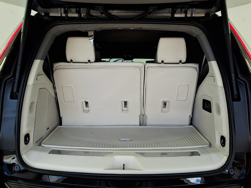 Used 2025 Cadillac Escalade Sport Platinum AWD/4WD image 8