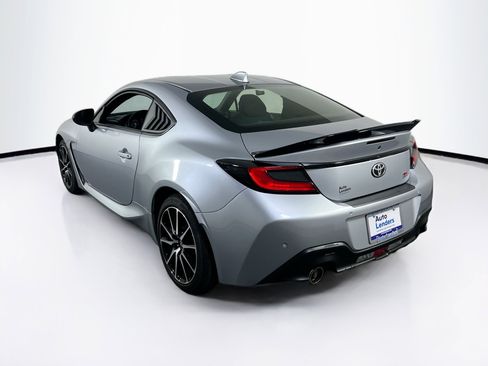 Used 2025 Toyota GR86 image 7