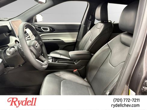 Used 2023 Jeep Compass Limited w/ Elite Group AWD/4WD image 10