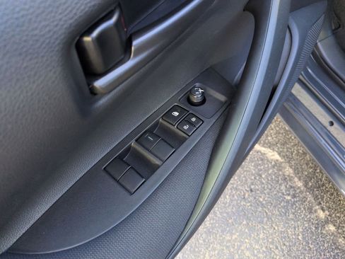 Certified 2025 Toyota Corolla LE image 11