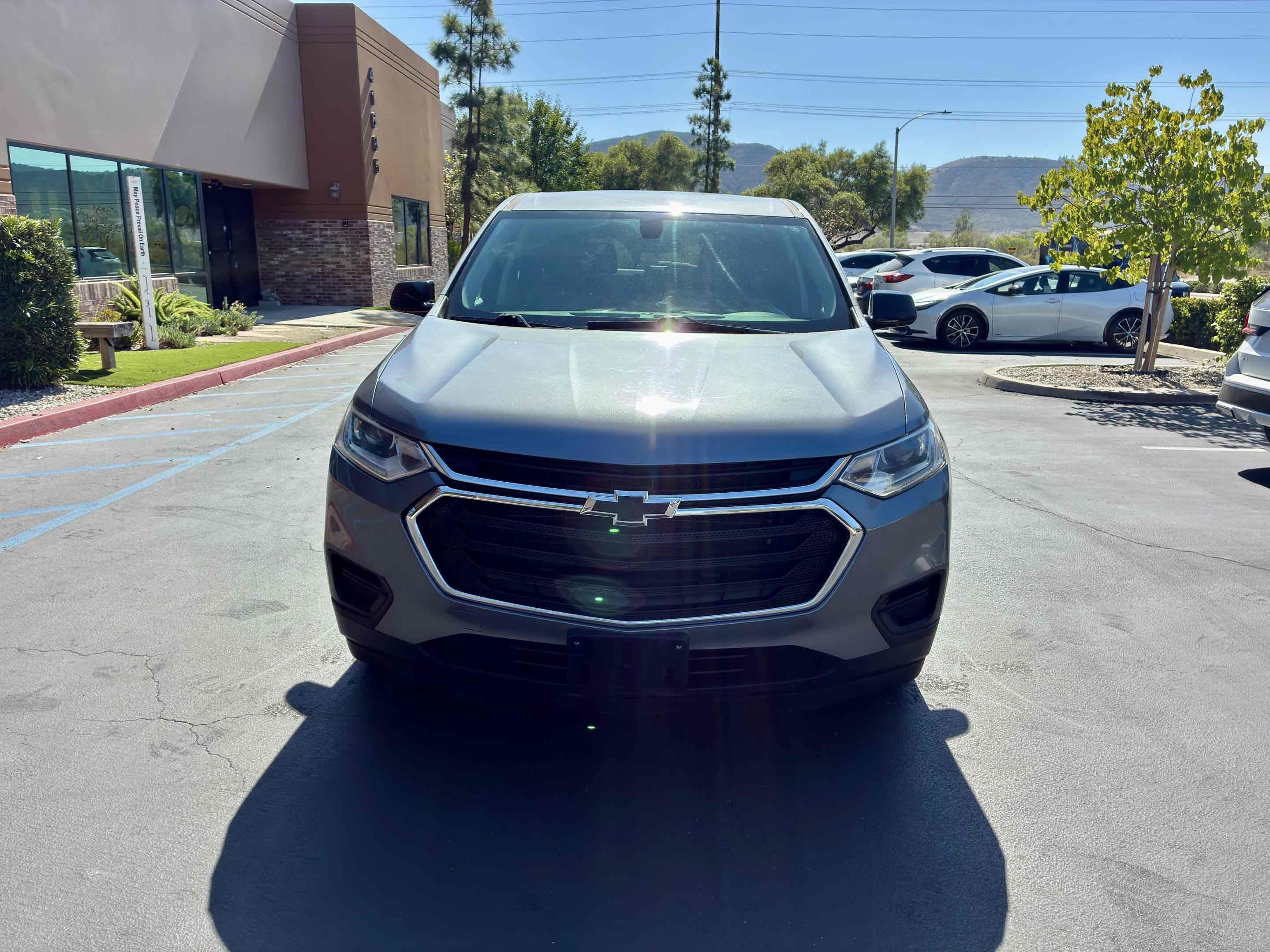 Used 2018 Chevrolet Traverse LS AWD/4WD image 4