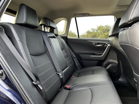 Used 2024 Toyota RAV4 Limited image 28