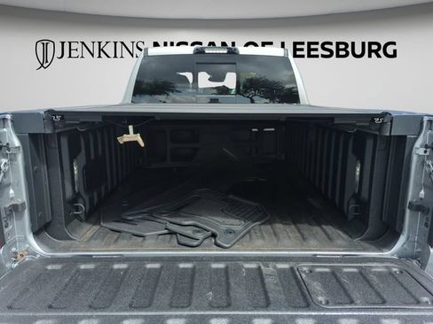 Used 2025 RAM 1500 Limited AWD/4WD image 17