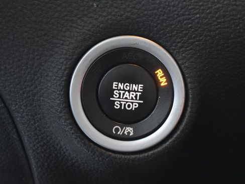 Used 2018 Dodge Challenger R/T Plus image 27