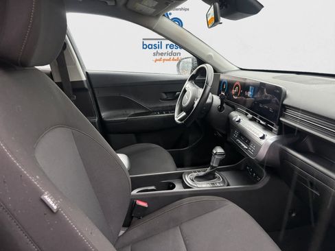 Used 2024 Hyundai Kona SEL AWD/4WD image 15
