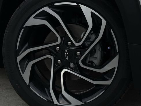 New 2026 Chevrolet TrailBlazer RS w/ Convenience Package FWD image 9