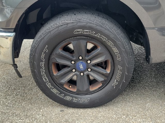 Used 2017 Ford F150 XLT AWD/4WD image 5