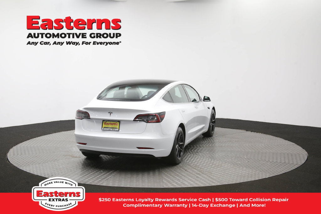 Used 2019 Tesla Model 3 Standard Range Plus RWD image 36