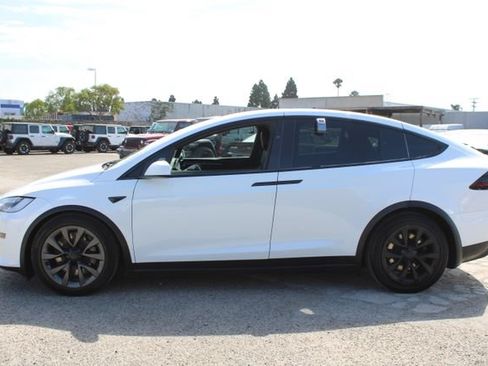Used 2023 Tesla Model X AWD/4WD image 7