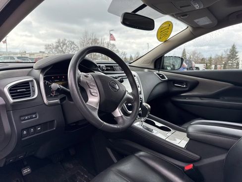 Used 2017 Nissan Murano AWD image 6