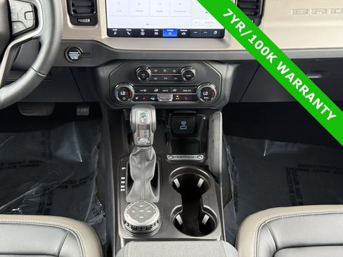 Certified 2025 Ford Bronco Outer Banks w/ Sasquatch Package image 18