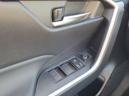 Used 2023 Toyota RAV4 XLE w/ Convenience Package FWD image 23