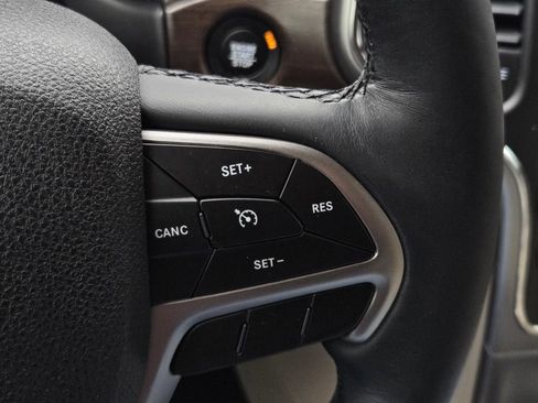 Used 2018 Jeep Grand Cherokee Limited RWD image 26