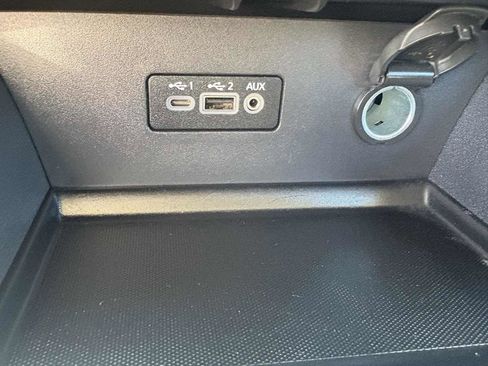 Used 2025 Nissan Altima 2.5 SV image 30