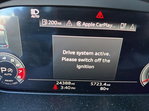 Used 2023 Audi SQ5 Prestige image 10