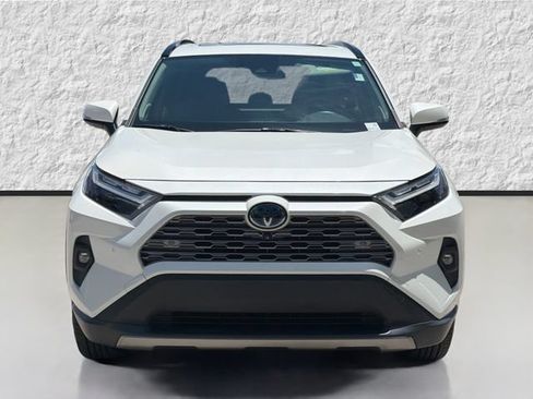 Used 2022 Toyota RAV4 Limited AWD/4WD image 8