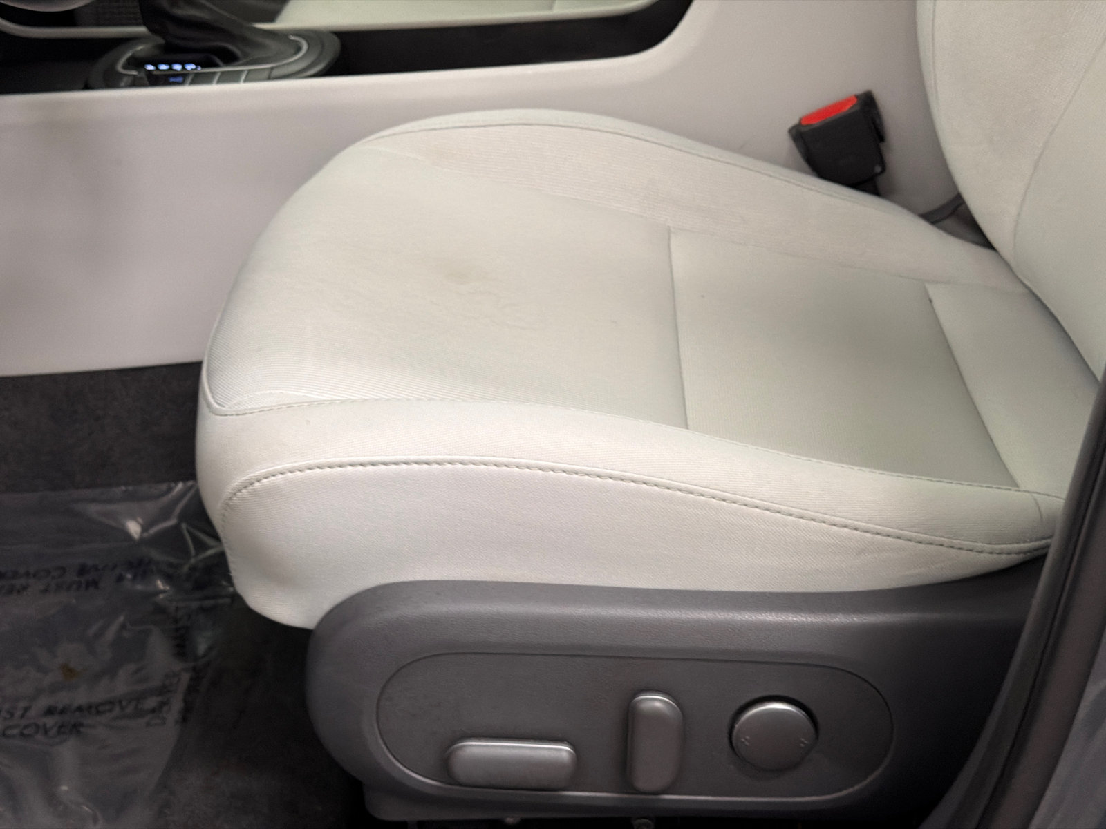 Used 2025 Hyundai Kona SEL AWD/4WD image 14