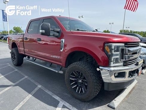 Used 2017 Ford F250 XLT w/ XLT Value Package AWD/4WD image 1