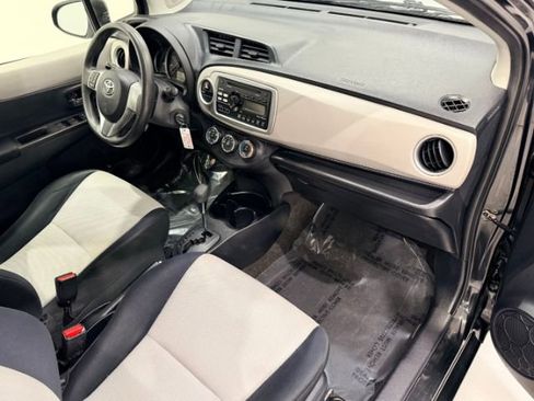 Used 2013 Toyota Yaris LE image 24