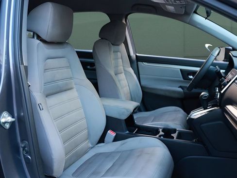 Used 2017 Honda CR-V LX image 19