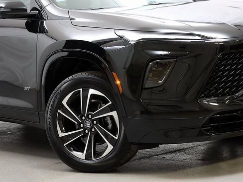 New 2026 Buick Enclave Sport Touring w/ Power Package image 3