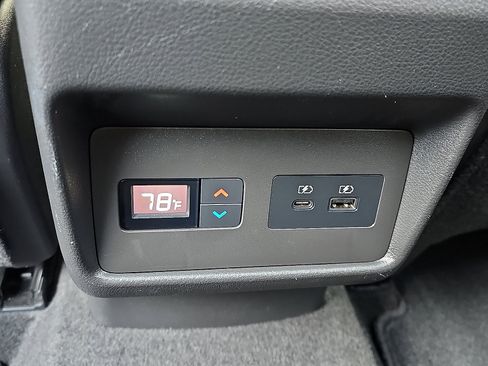 Certified 2021 Nissan Rogue SL w/ Premium Package image 11