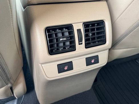 Used 2017 Subaru Legacy 3.6R Limited image 21