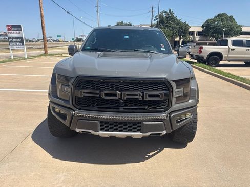Used 2018 Ford F150 Raptor w/ Equipment Group 802A Luxury AWD/4WD image 10