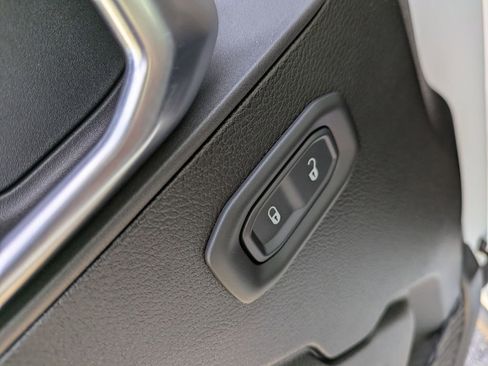 New 2026 Jeep Gladiator Willys image 12