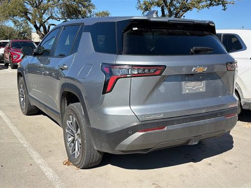 Used 2026 Chevrolet Equinox LT w/ Safety and Technology Package image 7