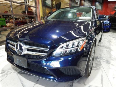 Used 2020 Mercedes-Benz C 300 4MATIC Sedan w/ Premium Package image 11