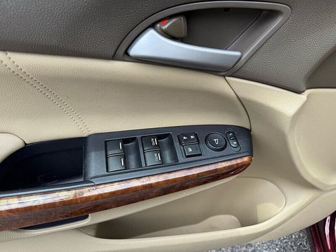 Used 2009 Honda Accord EX-L image 39