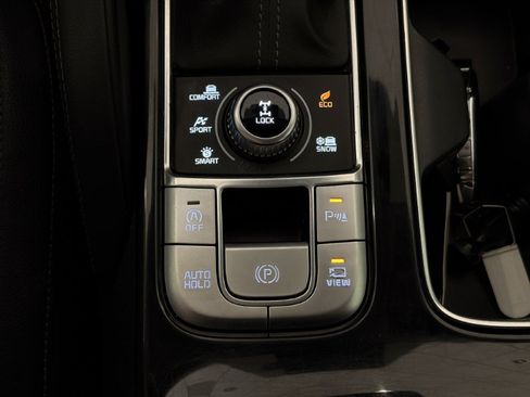 Used 2022 Kia Telluride SX w/ Nightfall Edition Package AWD/4WD image 36