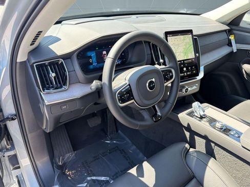 New 2026 Volvo XC90 B6 Ultra w/ Protection Package image 4