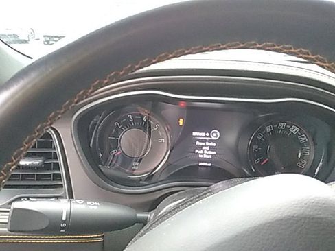 Used 2023 Dodge Challenger GT w/ Plus Package image 8