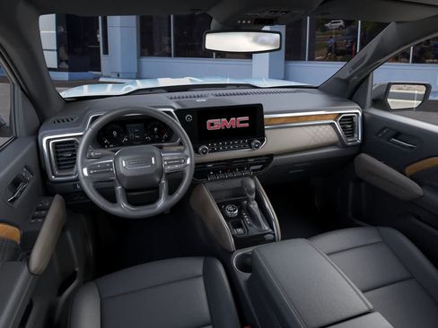 New 2026 GMC Canyon Denali AWD/4WD image 15