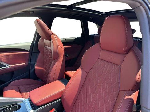 New 2026 Audi SQ5 Prestige AWD/4WD image 16