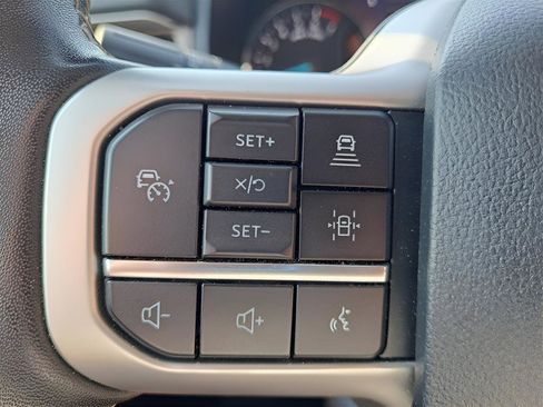 Used 2024 Ford Expedition Max Limited image 14