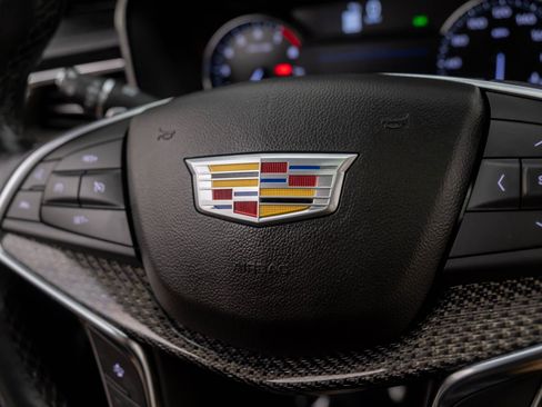 Certified 2022 Cadillac XT5 Sportv image 27